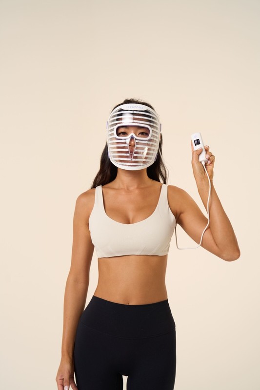 iRESTORE Illumina Face Mask- Reconditioned gallery