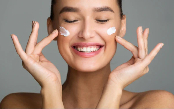 A313 Vitamin A Retinol Pommade 200,000 UI by Pharma Development, 50g Tube gallery