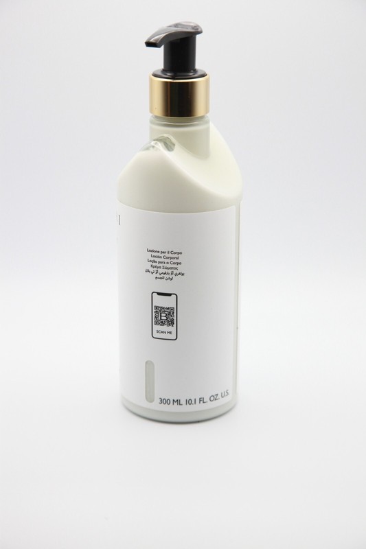 BVLGARI au thé Blanc (White Tea) Body Lotion - 10.1 Fl oz / 300mL gallery